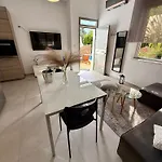 Lägenhetshotell 56 Luxury Rhodes City