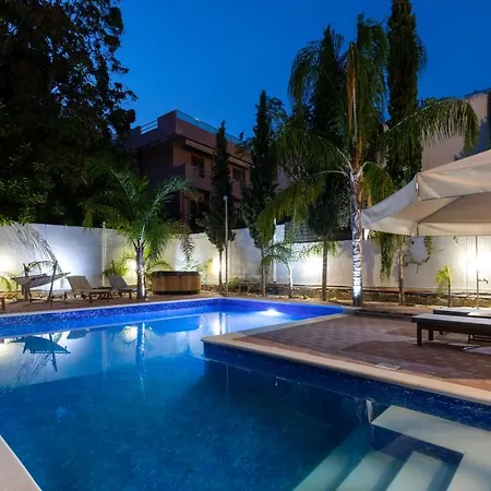 56 Luxury Apartmanhotel Rhodes City