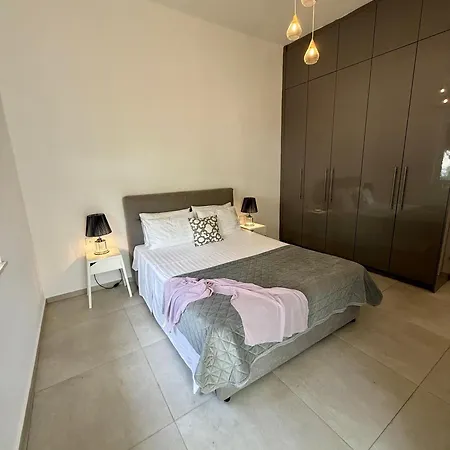 56 Luxury Apartmanhotel Rhodes City