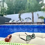 56 Luxury Hotel de apartamente 4*